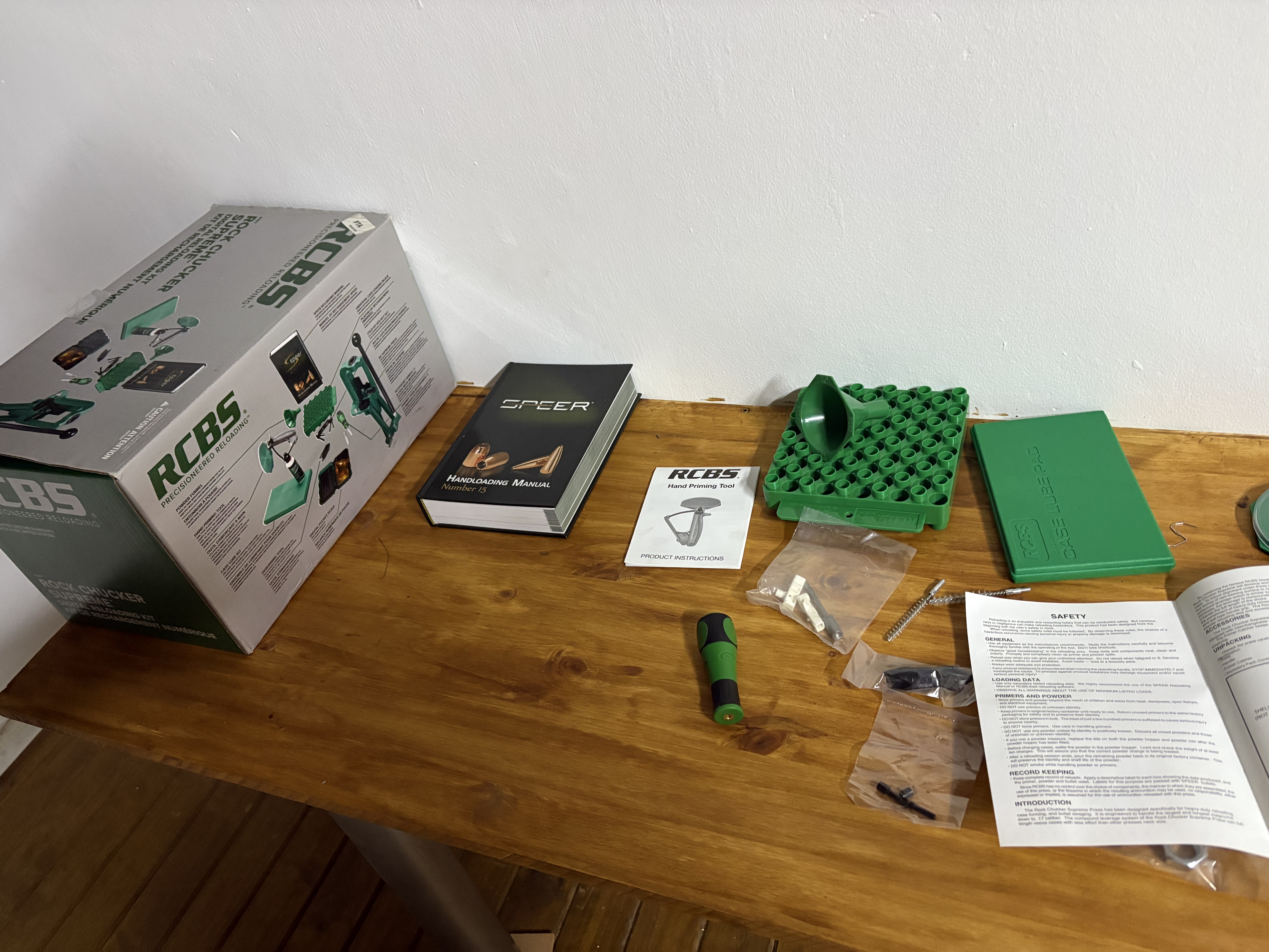 Rcbs Supreme Rock Chucker Supreme reloading Kit - Image 1